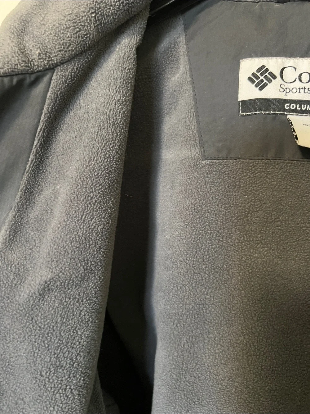 Columbia Black Lightweight Full-Zip Shirt Jacket